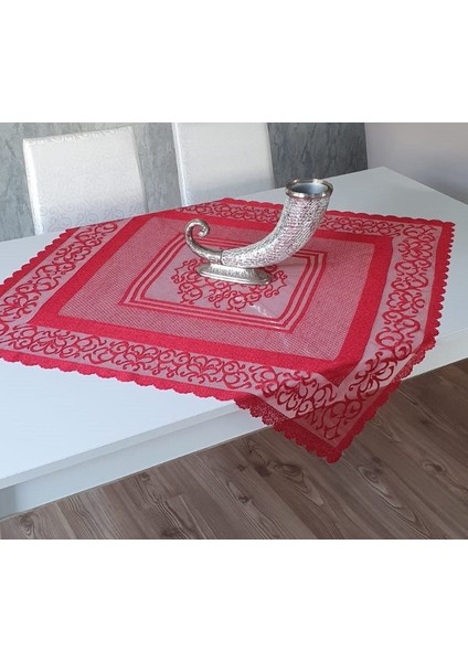 Pano Desen Örme Masa Örtüsü