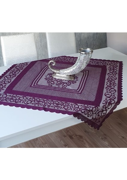 Pano Desen Örme Masa Örtüsü