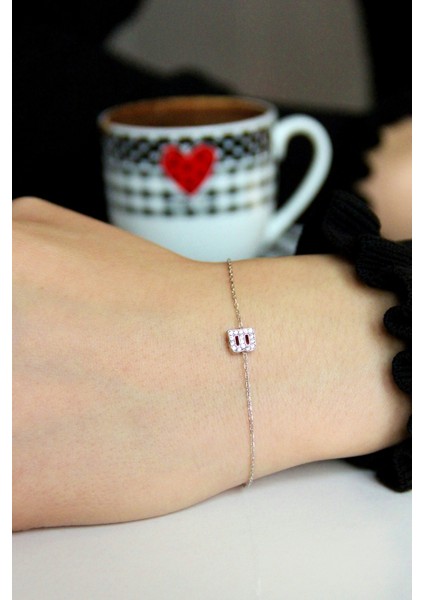 Gümüş B Harfi Bileklik B066501 fırsatları