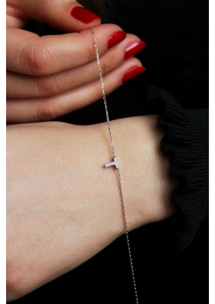 Gümüş T Harfi Bileklik B068101 modelleri