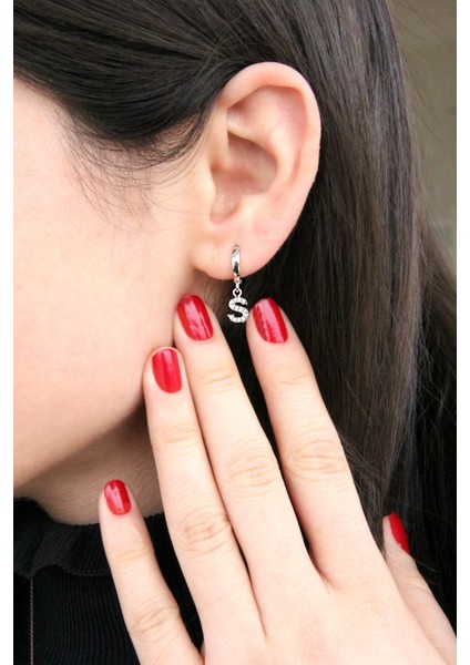 S Harfi Sallantılı Gümüş Tek Küpe K080701