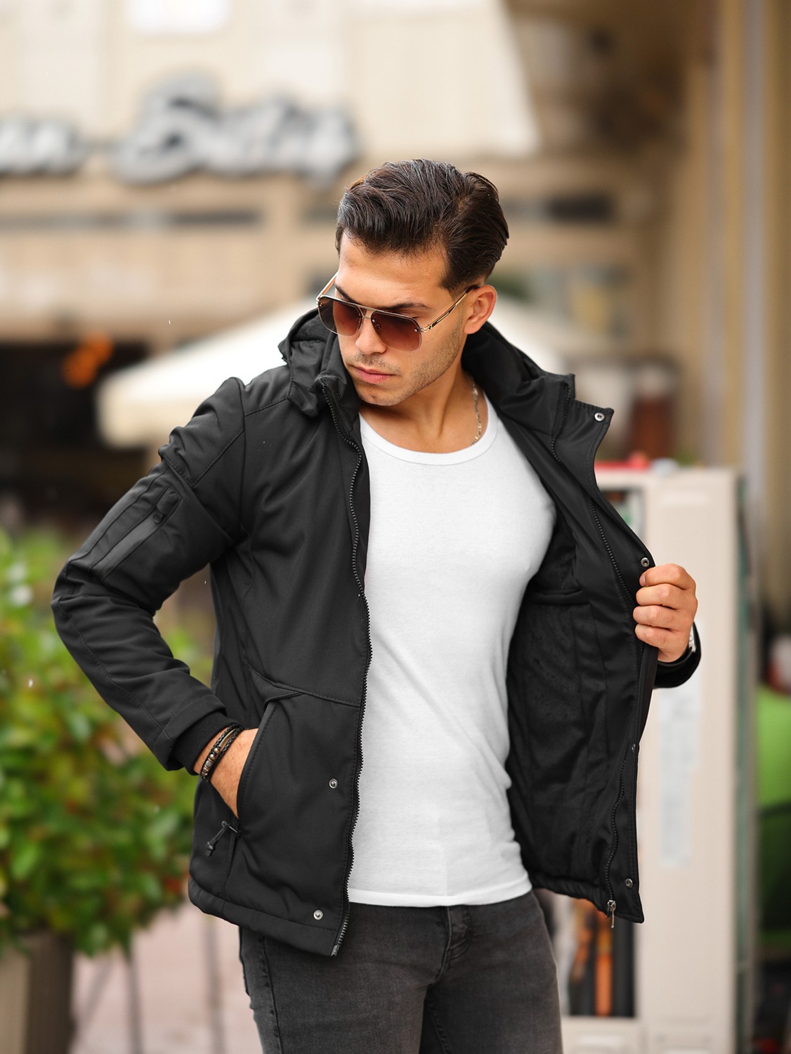 Mero Life Outdoor Kapüşonlu Su ve Rüzgar Geçirmez Kapitone Içi Kürklü Elyaf Dolgulu Şişme Siyah Softshell Mont görsel 5