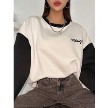 Trendseninle Kadın Beyaz Enough Baskılı Siyah Kol Detay Oversize Sweatshirt
