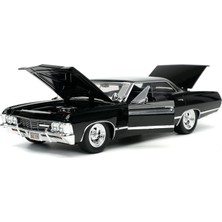 Jada Toys Supernatural Dean Winchester, 1967 Chevy Impala Sport Sedan, 1:24 Ölçek