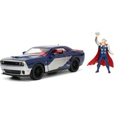 Jada Toys Marvel Thor 2015 Dodge Challenger Die-Cast Metal, 1:24 Ölçek