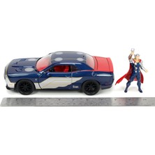 Jada Toys Marvel Thor 2015 Dodge Challenger Die-Cast Metal, 1:24 Ölçek