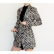 No:010 Butik Zebra Saten Blazer