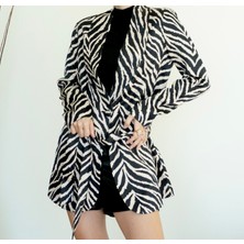 No:010 Butik Zebra Saten Blazer