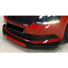 Skoda Fabia Kırmızı Renkli Şeritli Dilli Ön Lip 4 Prç Parlak Siyah Abs