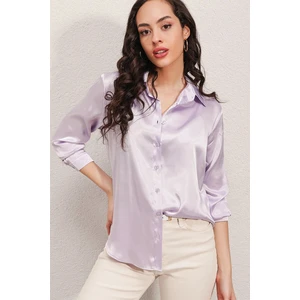 Kadın Açık Lila Hafif Dökümlü Saten Yüzeyli Gömlek HZL22W-BD139641