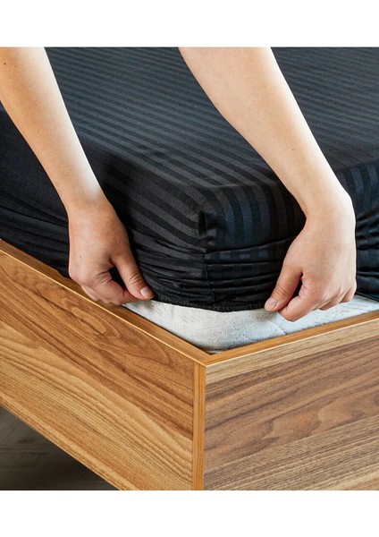 Çizgili Saten 1 Adet 90X200 30 Tek Kişilik Lastikli Yatak Çarşafı ve Yastık Kılıfı 50X70 Set Siyah modelleri