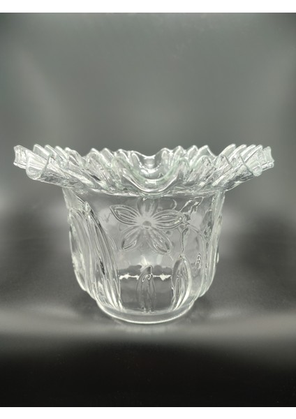 . Kıvırcık Avize Camı .Tam Şeffaf Renkte. (Alt Çap: 10.00cm-h:15.50cm)