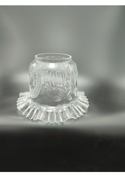 . Kıvırcık Avize Camı .Tam Şeffaf Renkte. (Alt Çap: 10.00cm-h:15.50cm)