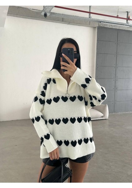 Kadın Fermuarlı Kalp Desenli Triko Kazak Krem