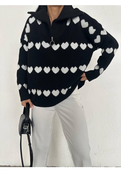Kadın Fermuarlı Kalp Desenli Triko Kazak Siyah
