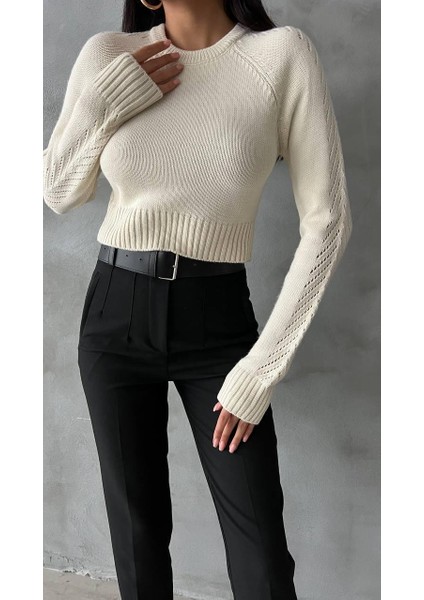 Kadın Kol Ajurlu Triko Kazak Krem fırsatları
