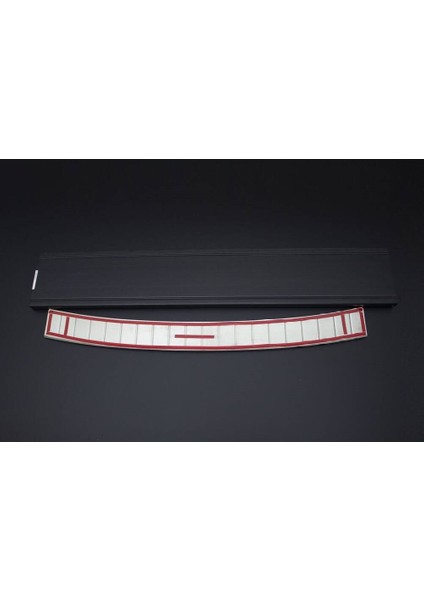 Arka Tampon Eşiği Krom Aksesuar (Octavia 3 A7 Sd 2013 > Model Için Uyumlu)