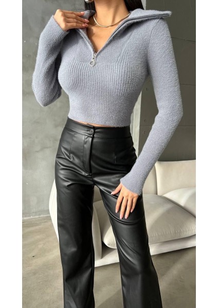 Kadın Yarım Fermuarlı Kısa Peluş Crop Füme fiyatları