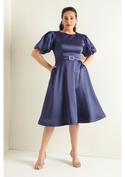 Kadın Lacivert Balon Kollu Taşlı Kemerli Büyük Beden Saten Abiye Elbise modelleri
