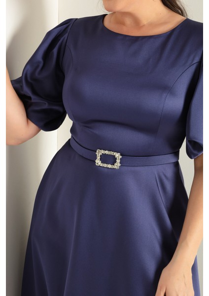 Kadın Lacivert Balon Kollu Taşlı Kemerli Büyük Beden Saten Abiye Elbise fırsatları