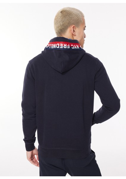 Kapüşon Yaka Lacivert Erkek Sweatshırt Fm23W22Fc indirimleri