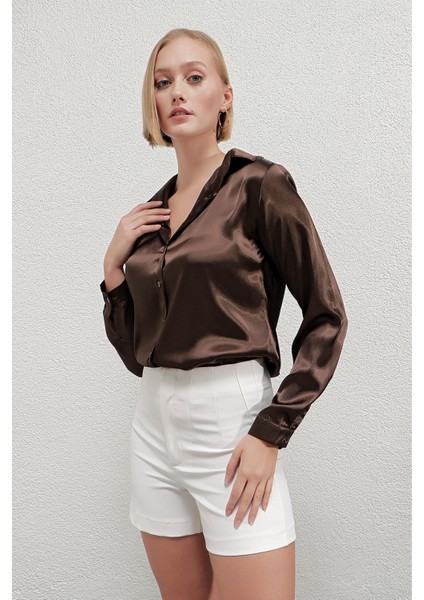 Kadın Kahverengi Hafif Dökümlü Saten Yüzeyli Gömlek HZL22W-BD139641 modelleri