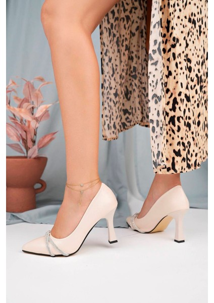 Kadeh Ökçeli Biyesi Çapraz Krem Cilt Kadın Stiletto fiyatları