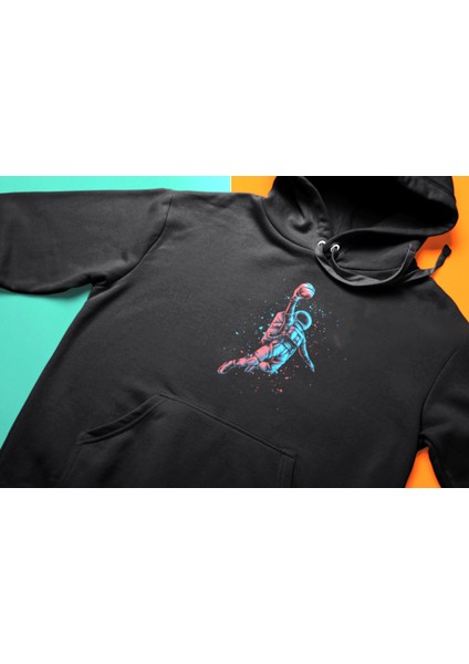 Siyah Kapüşonlu Sweatshirt - Pamuklu, Cep Detaylı, Basketbolçu Astronot