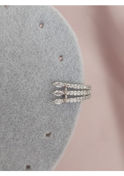 Altın Kaplama Zirkon Üç Şerit Ok Silver Kıkırdak Küpe