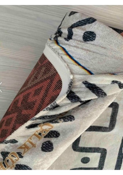 Karışık Desenli Lastikli Halı Örtüsü HOARM-517