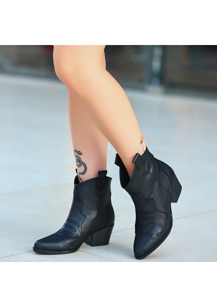 Topuklu Bot Cilt Siyah Topuk Boyu 5,5 cm indirimleri