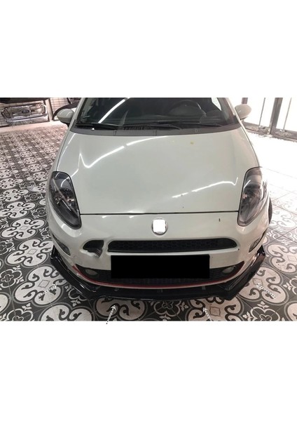 Fiat Punto Ön Lip Parlak Siyah 3 Prç Kulaklı Kırılmaya Dayanıklı Abs
