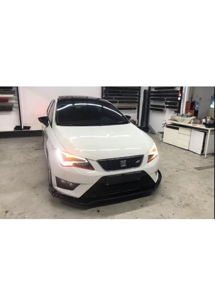 Seat Leon Fr Siyah Renkli Şeritli Dilli Ön Lip 4 Prç Parlak Siyah Abs