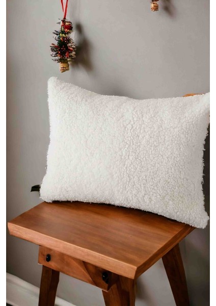 Teddy Beyaz Kırlent Kılıfı