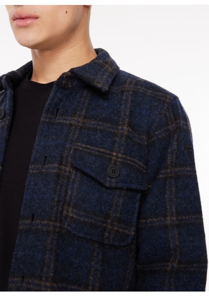 Slim Fit Gömlek Yaka Lacivert Erkek Gömlek FM23W26KT fırsatları