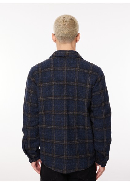 Slim Fit Gömlek Yaka Lacivert Erkek Gömlek FM23W26KT indirimleri