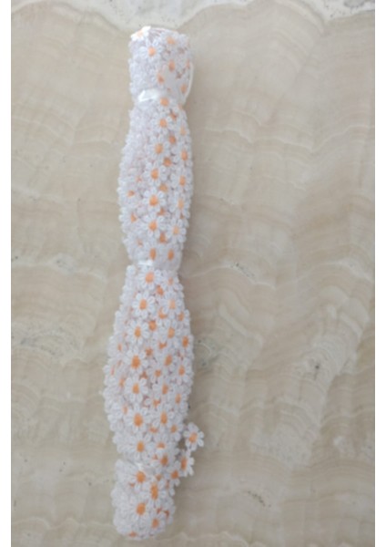 Güpür Beyaz Ortası Yavru Agzı Popatya 1 cm 9 Metre