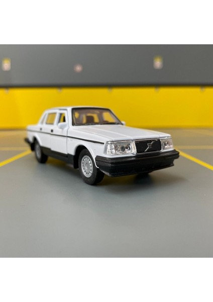 Volvo 240 Gl 1/36 Ölçek Diecast Metal Model Araba Oyunca Araba