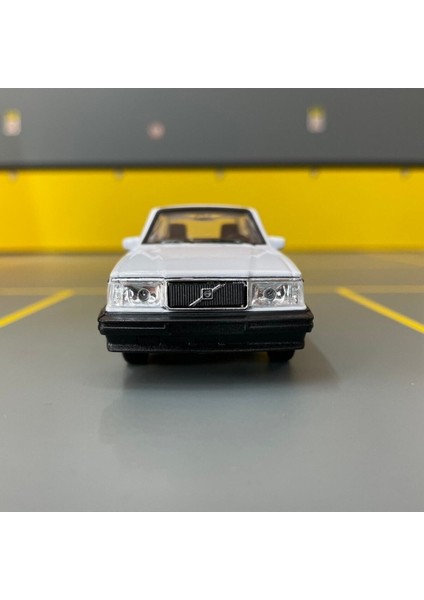 Volvo 240 Gl 1/36 Ölçek Diecast Metal Model Araba Oyunca Araba