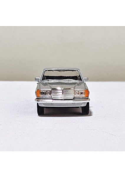 Benz E-Class 230E Klasik Koleksiyon Metal Araba 12CM Klasik Antika Gri fiyatları