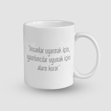 Offo Yazılımcılar Neden Alarm Kurar Esprili Beyaz Porselen Kupa Bardak