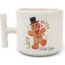 Mor Mürekkep Mutlu Yıllar Kurabiye Adam Baskılı Beyaz Kulplu T Yılbaşı Kupası