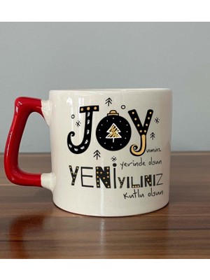 Mor Mürekkep Joyumuz Yerinde Olsun Baskılı Kırmızı Kulplu D Yılbaşı Kupası