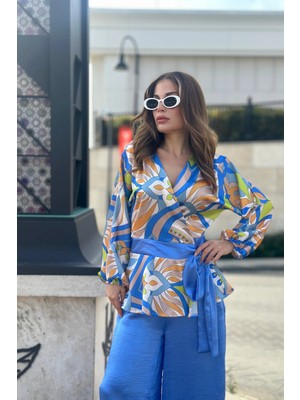 New Laviva Kadın Mavi Kruvaze Yaka Kuşaklı Bluz & Bol Paça Pantolon - Salaş Alt & Üst Saten Takım