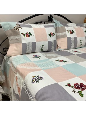 Oya Home Patchwork El Işlemeli Kaneviçe ve Dantel Aplikeli Yatak Örtüsü - 3 Parça