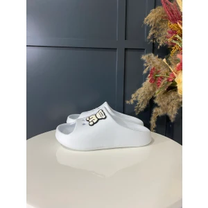 Ayıcıklı  Eva Terlik