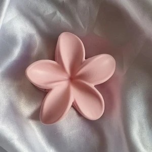 Trade Bazaar Lotus Çiçeği Yeni Trend Kadın Mandal Toka Büyük Boy 8 cm