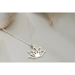 Sallantılı Lotus Gümüş Kolye