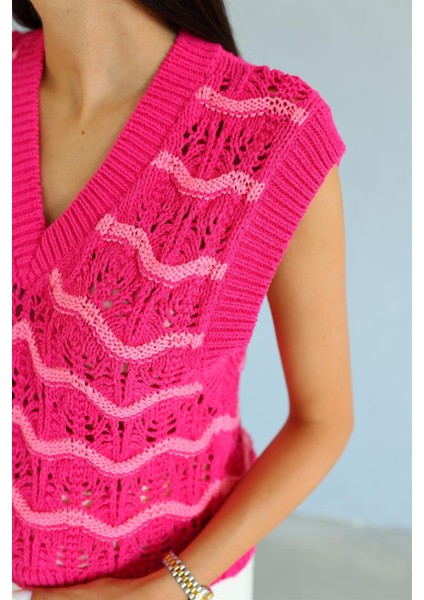 Pembe Süveter