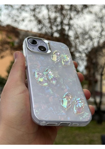 Apple iPhone 15 Kılıf Hologramlı Renkli Kalp Kurdele 3D Kabartmalı Ayıcık Kabartmalı Emoji Kristal Şeffaf